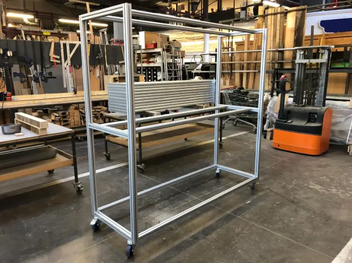 Chariot pour projecteurs en aluminium réglable hauteur largeur